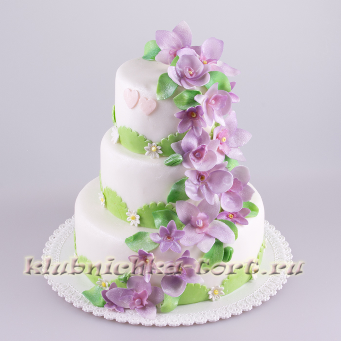 Свадебный торт "Виолетта" 1500руб/кг + 2500 цветы