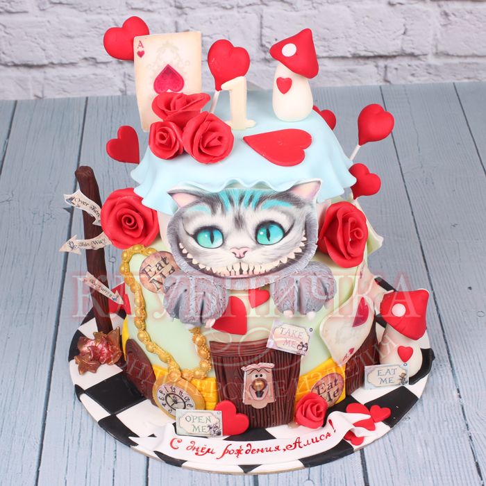 Детский торт "Алиса в стране чудес 2" 1400 руб/кг + фигурки 3800руб