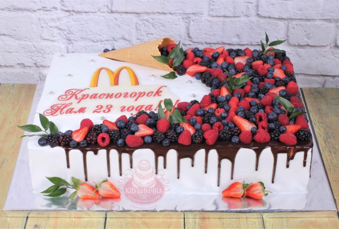 Торт на заказ "Море ягод" 2100руб/кг